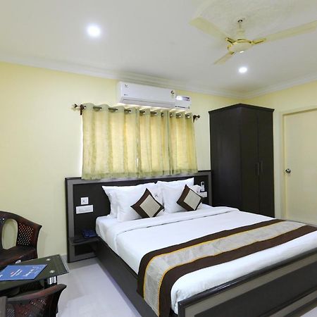 Hotel Salbala - Near Airport Chennai Eksteriør billede