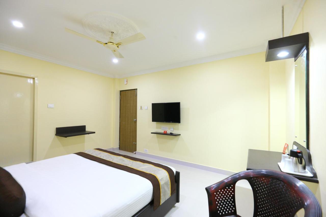 Hotel Salbala - Near Airport Chennai Eksteriør billede