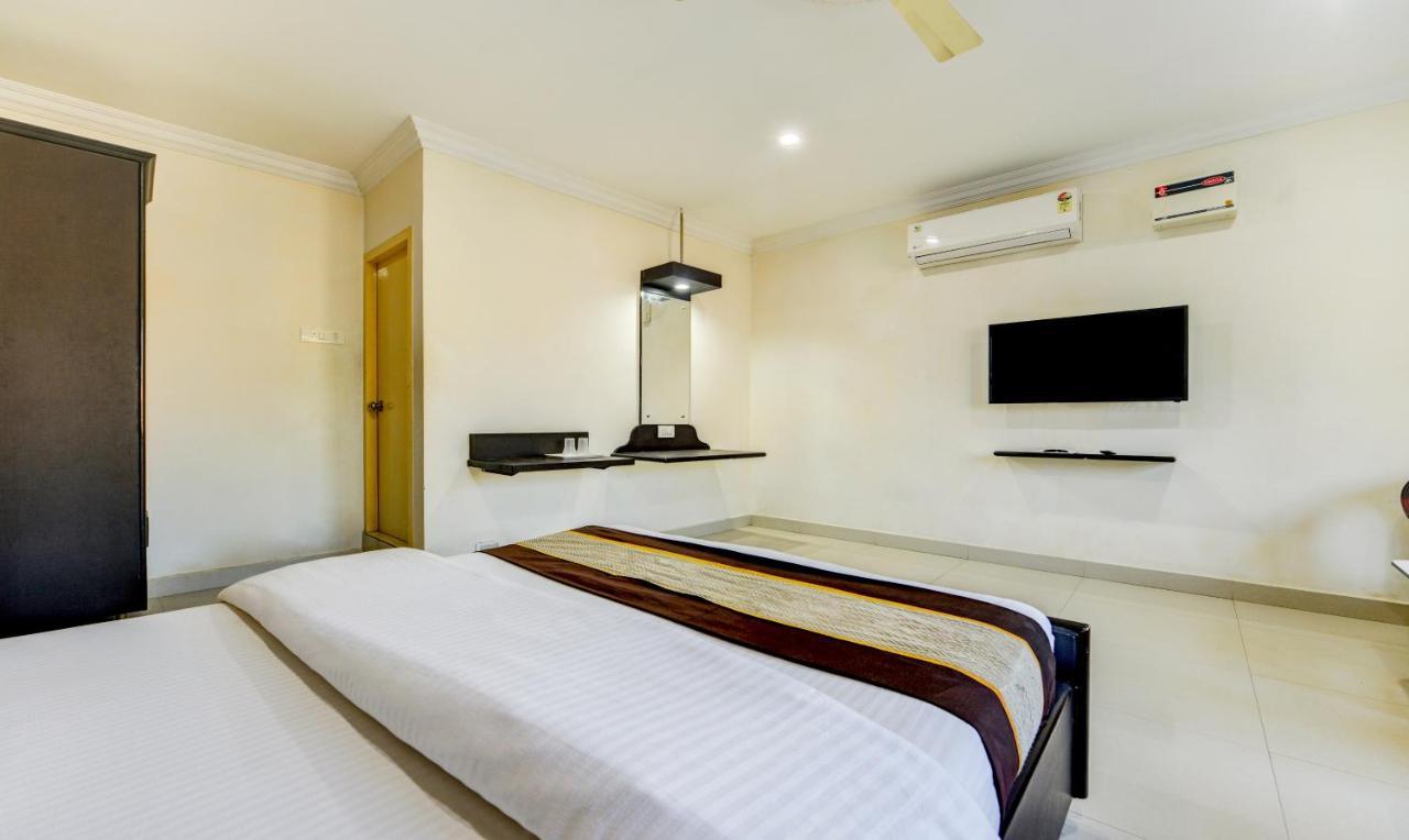 Hotel Salbala - Near Airport Chennai Eksteriør billede