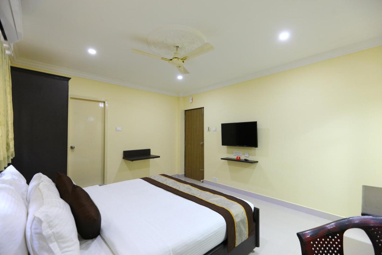 Hotel Salbala - Near Airport Chennai Eksteriør billede